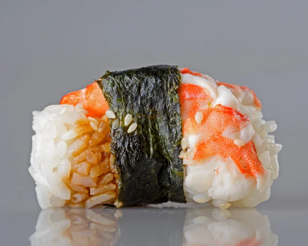 Sushi geïsoleerd — Stockfoto