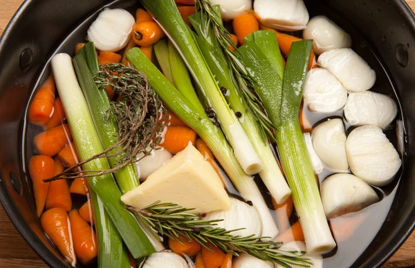 Legumes vitrificados alho-poró cenoura cozinhar — Fotografia de Stock