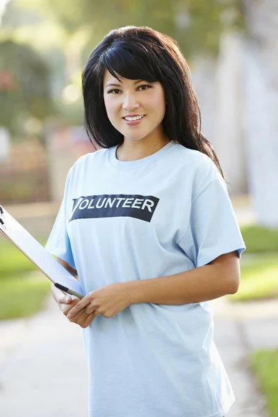 Portret Miłosierdzia wolontariat na ulicy — Zdjęcie stockowe