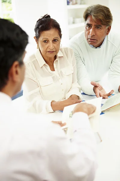 Senior Couple Meeting With Financial Advisor — Stock Photo, Image