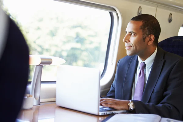 Businessman using laptop — Stock Photo, Image