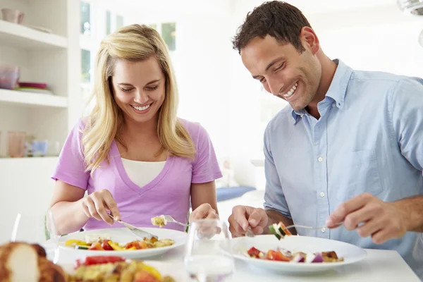 Couple Eating Meal — Stock Photo, Image