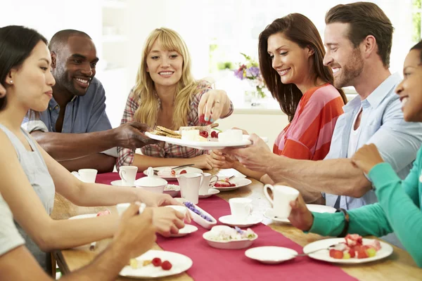 Friends Having Dinner Party — Stock Photo, Image