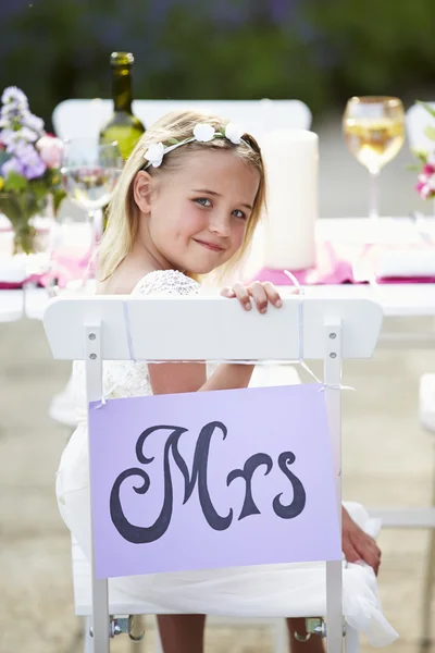 Bridesmaid Enjoying Meal — Stock Photo, Image