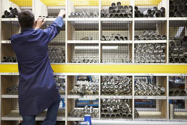 Apprentice Checking Stock Levels — Stock Photo, Image