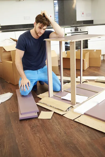 Man Putting Together Assembly Furniture — Stock Photo, Image