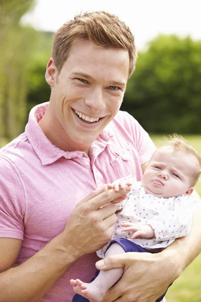 Father Holding Baby Daughter — Stock Photo, Image