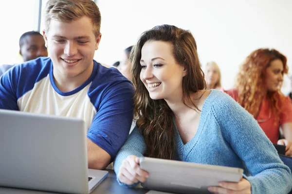 University Students Using Digital Tablet And Laptop In Class — Stock Photo, Image