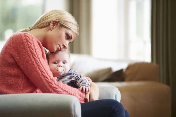 Mother Suffering From Post Natal Depression — Stock Photo, Image