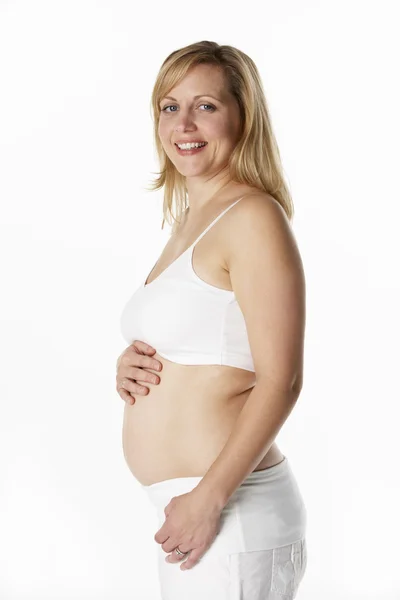 Gravid kvinna Iklädd vit — Stockfoto