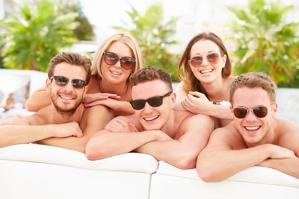 People On Holiday Relaxing — Stock Photo, Image