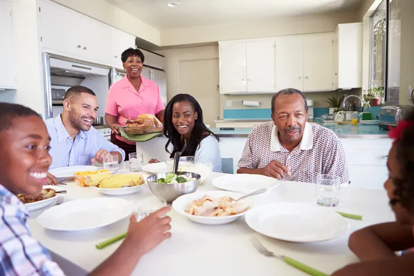 Multi-Generation Family  Eating Meal — Stock Photo, Image