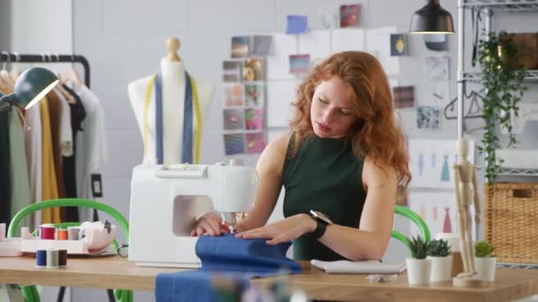 Female Student Business Owner Working Fashion Industry Using Sewing Machine — Stock Video