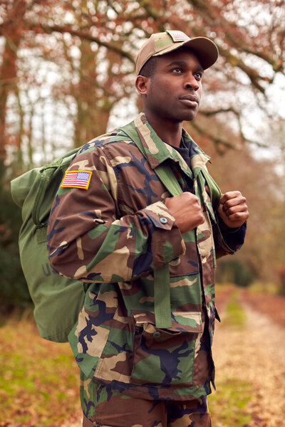 American Soldier Uniform Carrying Kitbag Returning Home Leave Royalty Free Stock Photos