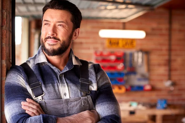 Portrait Man Wearing Overalls Garage Workshop Home — Foto de Stock