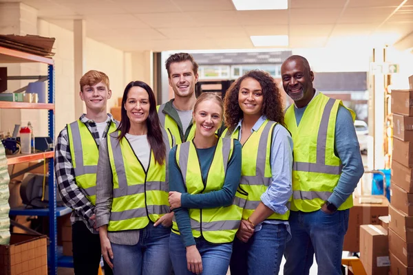 Portrait Multi Cultural Team Wearing Vis Safety Clothing Working Modern — Stock Photo, Image