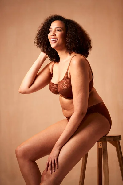 스튜디오 Confident Natural Woman Underwear Promoting Body Positivity — 스톡 사진