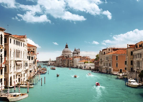 Gran Canal y Basílica Santa Maria Della Salute, Venecia, Italia — Foto de Stock