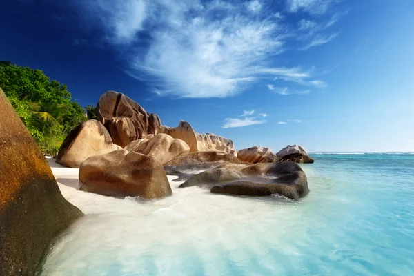 Solnedgång på stranden anse source d'argent, ön la digue, seys — Stockfoto