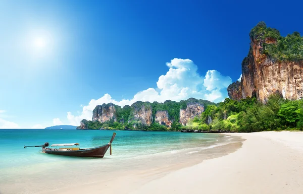 Praia ferroviária em Krabi Tailândia — Fotografia de Stock