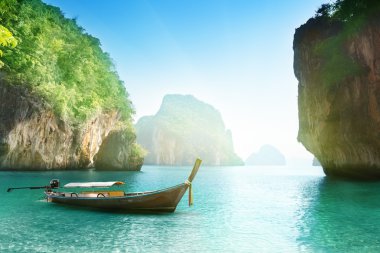 tekne Beach Island ilinde krabi, Tayland