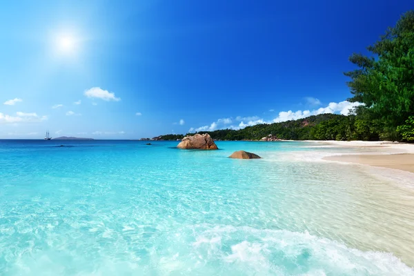 Spiaggia di Anse Lazio sull'isola di Praslin, Seychelles — Foto Stock