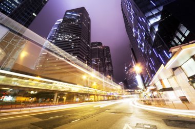 Hong Kong 'da gece trafiği