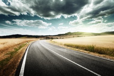 asfalt yol Toskana, İtalya