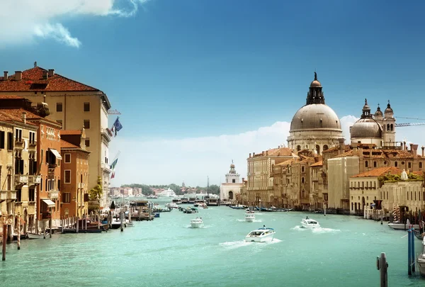 Kanał Grande i Bazylika Santa Maria della Salute, Wenecja, Włochy — Zdjęcie stockowe