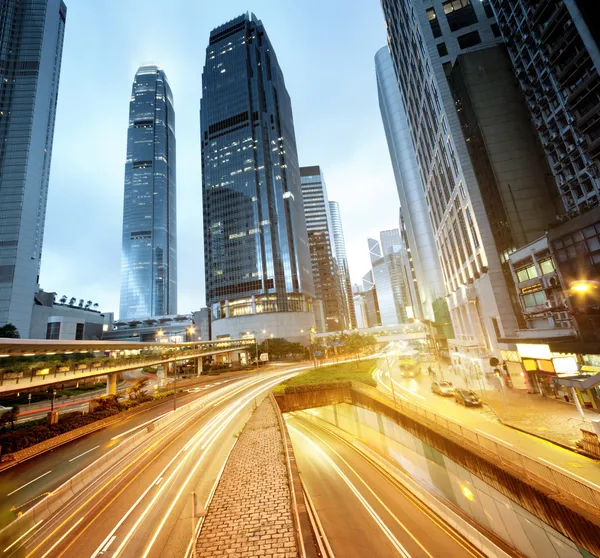 Tráfico en Hong Kong al atardecer — Foto de Stock