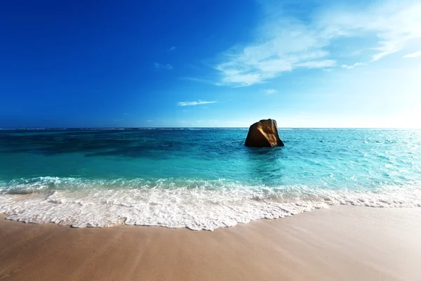 Pôr do sol na praia, Anse Source d 'Argent, La Digue island, Seys — Fotografia de Stock