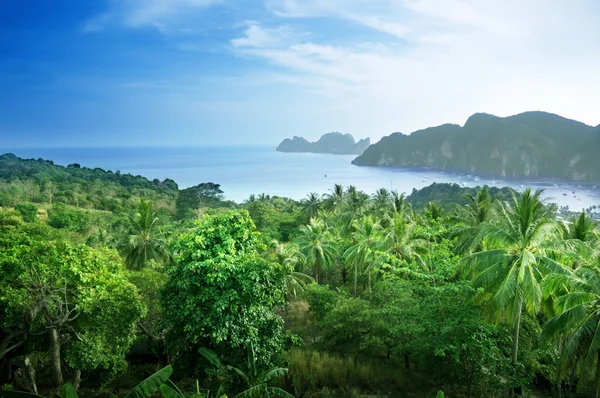 Phi phi Island Tayland görüş noktasından göster — Stok fotoğraf