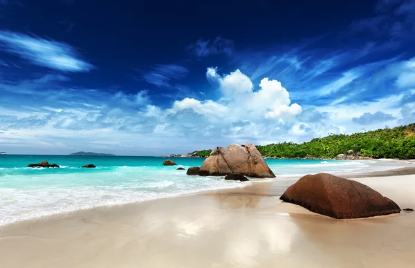 Anse lazio beach praslin-sziget, Seychelle-szigetek — Stock Fotó