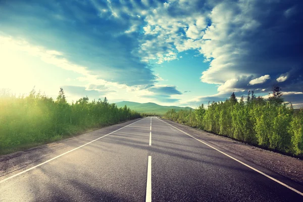 Road in mountains — Stock Photo, Image