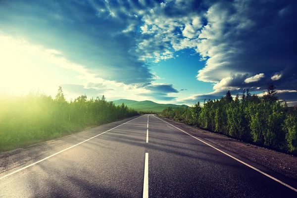 Road in mountains — Stock Photo, Image