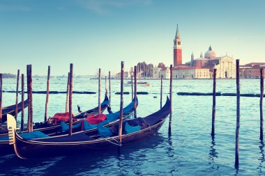 Vic, büyük kanal ve san giorgio maggiore Kilisesi üzerinde gondol