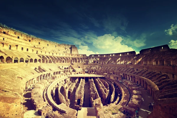 意大利罗马竞技场的内部 — 图库照片