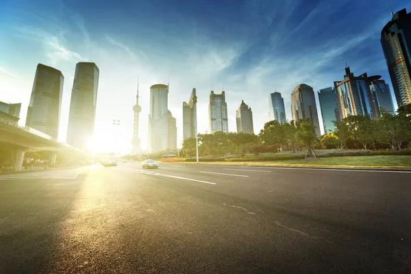 Carretera en shanghai lujiazui centro financiero — Foto de Stock