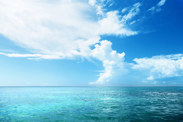 Caribbean sea and perfect sky 