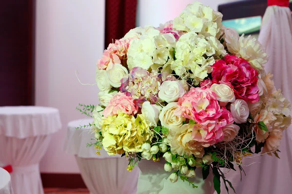 Bouquet of flowers — Stock Photo, Image