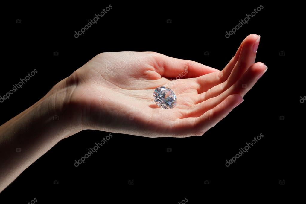 여성의 손 잡고 다이아몬드 — 스톡 사진 © grafoto #13763640