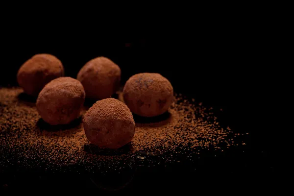 lezzetli çikolata truffles