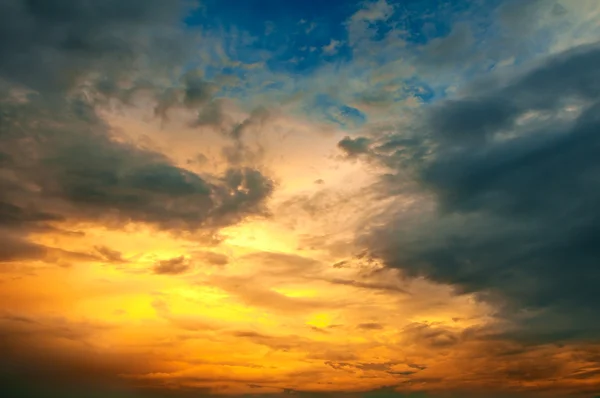 Natureza de um céu e nuvem . — Fotografia de Stock