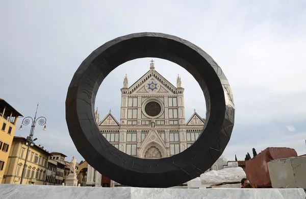 The Spirit - The cross of Paladino in Piazza Santa Croce — Stock Photo, Image