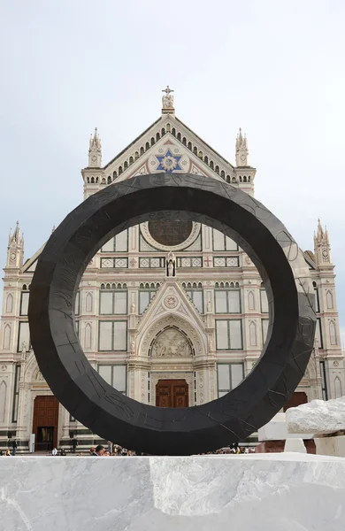 O Espírito - A cruz de Paladino na Piazza Santa Croce — Fotografia de Stock