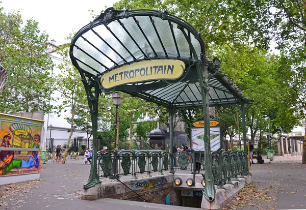 Abesses station in Parijs — Stockfoto