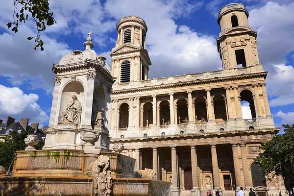 Saint sulpice kostel v Paříži — Stock fotografie