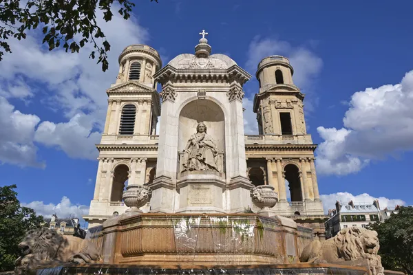 Saint sulpice kostel v Paříži — Stock fotografie