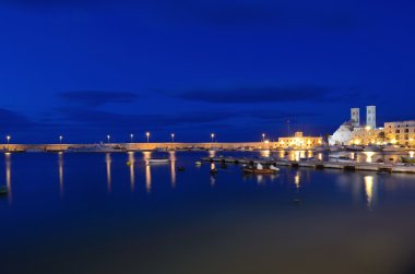 Molfetta liman gece