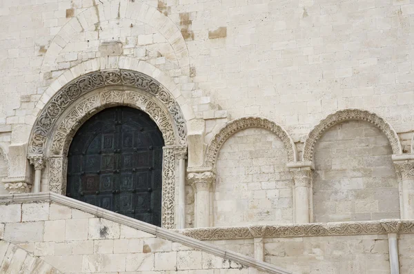 Trani cathedral Portal — Stock Photo, Image